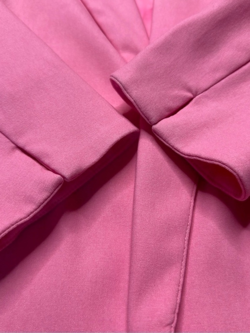 Lolita Caroline Open Front 3/4 Sleeve Oversized Blazer in Bubblegum Barbie Pink - Picture 5 of 5